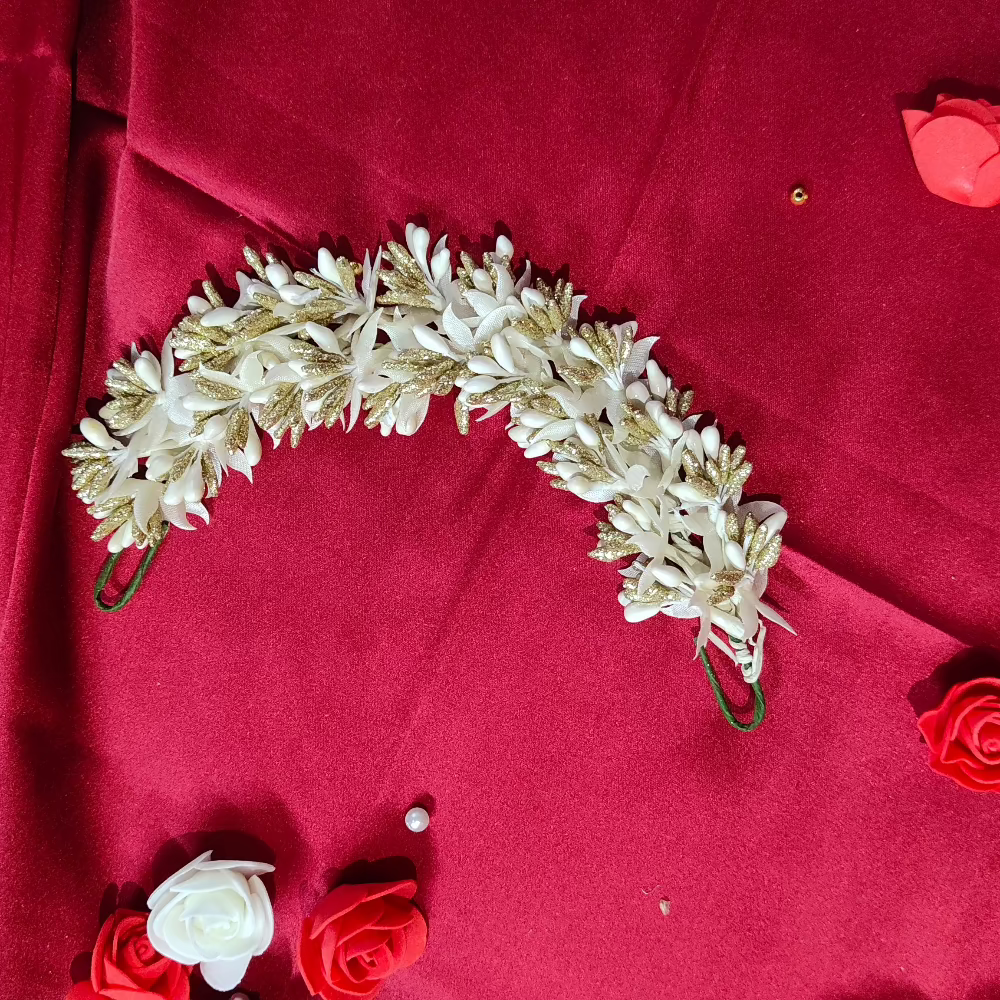 Womens Floral Gajra