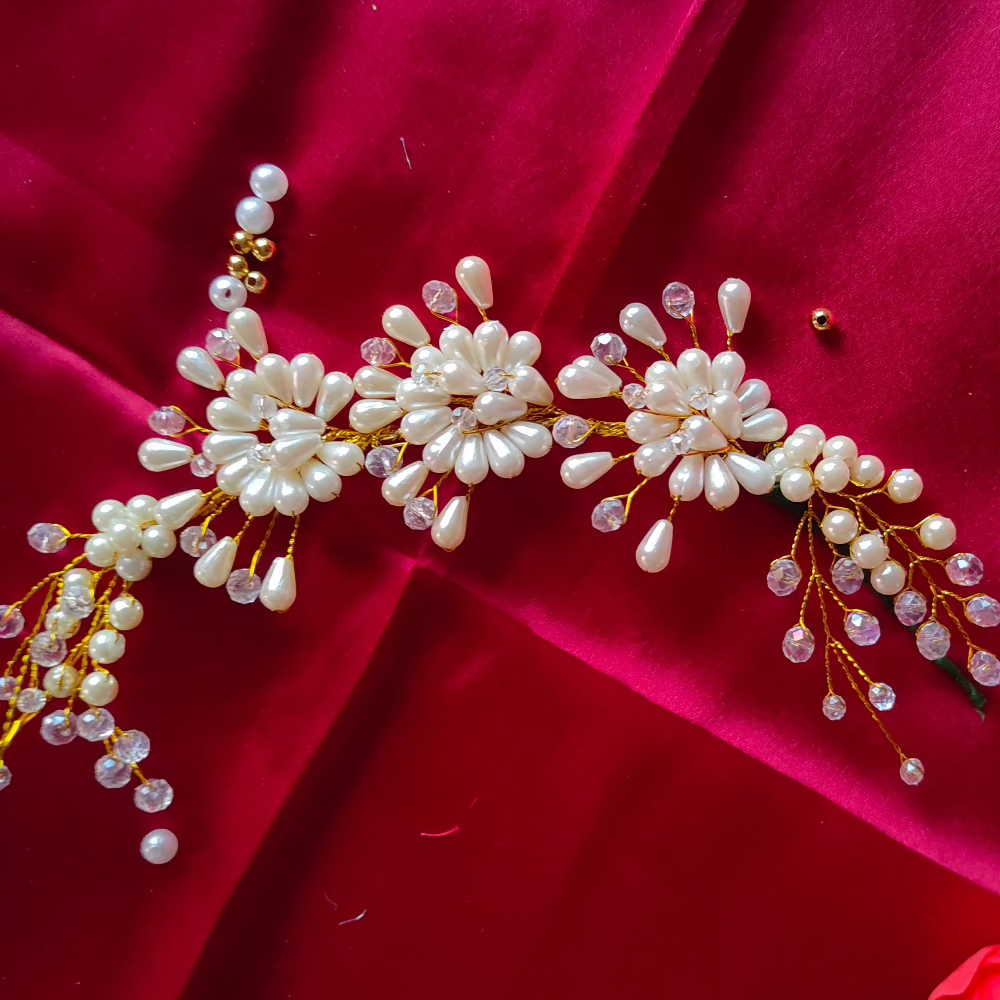 Womens Floral Gajra