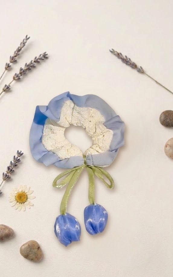 Tulip scrunchies